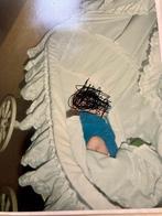 Brocante wieg op wielen, compleet met alle toebehoren, Ophalen