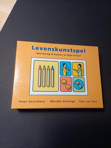 Levenskunstspel met boekje beschikbaar voor biedingen
