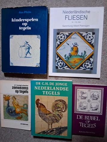 5 boeken over de antieke Nederlandse tegel beschikbaar voor biedingen