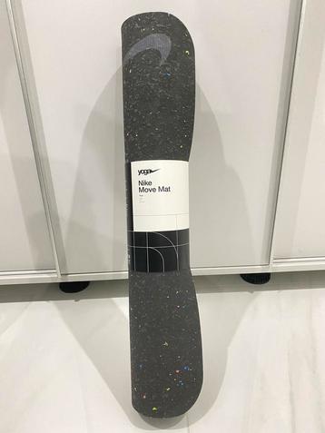 Nike Move yoga mat (4 mm)