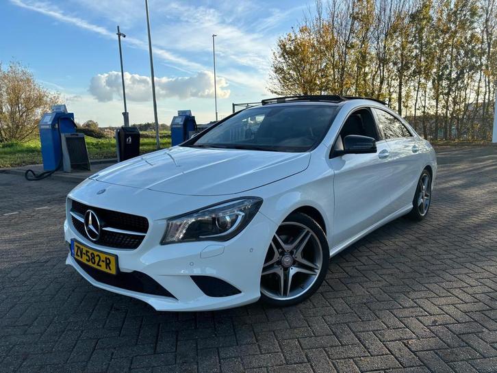 Mercedes-Benz CLA-klasse 180 OrangeArt Edition AUT - Harman/, Auto's, Mercedes-Benz, Bedrijf, Te koop, CLA, ABS, Airbags, Airconditioning
