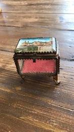 Frans bruidskistje, Antiek en Kunst, Curiosa en Brocante, Ophalen of Verzenden