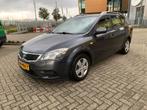 Kia Cee'd 1.4 CVVT X-tra Grijsmetalic 2011 Airco Cruise NAP, Auto's, Kia, Voorwielaandrijving, Euro 5, Gebruikt, 4 cilinders