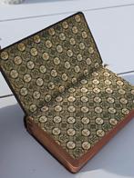 Prachtige antieke Mis en Vesperboek gouden kaft 1928 €15, Ophalen of Verzenden