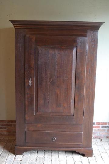 Prachtige antieke eiken houten spinde kast, eendeurskast. beschikbaar voor biedingen
