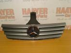 Grille Mercedes-Benz C Sportcoupé (C203) (2001-03/2002-05), Gebruikt, Mercedes-Benz AG, Mercedes-Benz, Mercedesstraße 120, Stuttgart 70372, , Duitsland