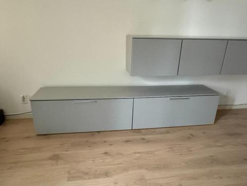 Lichtgrijze luxe zwevend en staand tv-meubel, Huis en Inrichting, Kasten | Televisiemeubels, Gebruikt, Minder dan 100 cm, 200 cm of meer