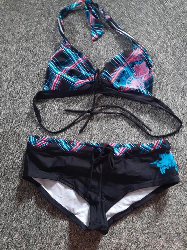 Bikini Protest girls maat M/38C, Kleding | Dames, Badmode en Zwemkleding, Nieuw, Bikini, Overige kleuren, Ophalen of Verzenden