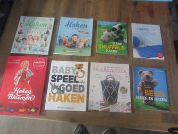 8 haakboeken oa Karin Bloemen DenDennis Krukkert  samen voor beschikbaar voor biedingen