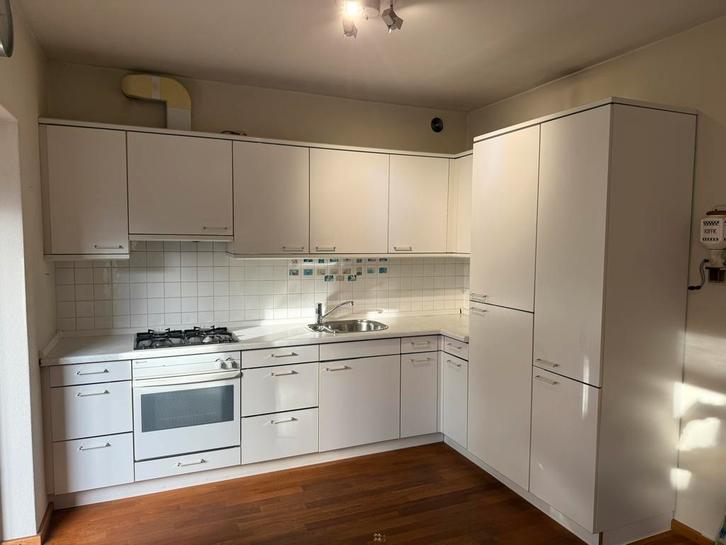 Gebruikte keuken (30 jaar) met apparatuur - gedemonteerd, Huis en Inrichting, Keuken | Complete keukens, Gebruikt, Hoekkeuken