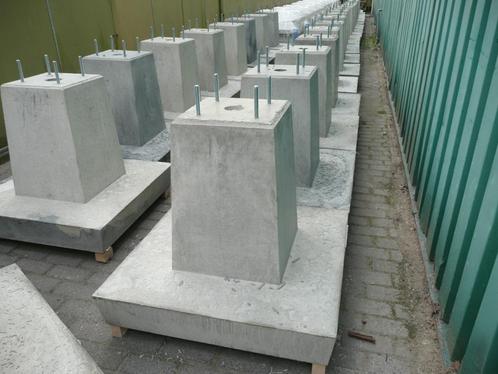Partij zware Poeren, funderingpoeren, poer, betonpoer, Doe-het-zelf en Verbouw, Overige Doe-het-zelf en Verbouw, Nieuw, Ophalen