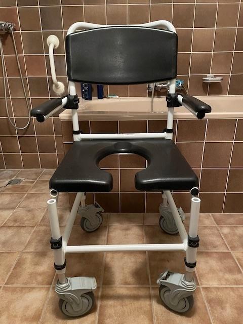 Verrijdbare douchestoel, Diversen, Verpleegmiddelen, Gebruikt, Ophalen