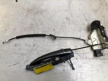 Deurslot Mechaniek 4Deurs links-voor van een Peugeot 5008 beschikbaar voor biedingen