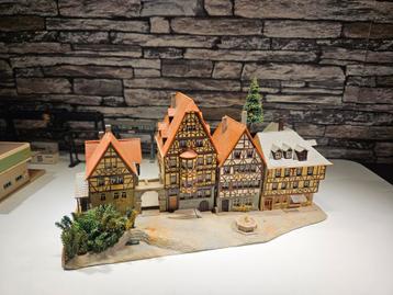 Marktplein Miltenberg Vakwerkhuis N spoor trein 1:160 beschikbaar voor biedingen