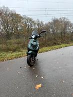 Piaggio zip 2020 iGet, Fietsen en Brommers, Scooters | Piaggio, Ophalen, Maximaal 45 km/u, Zip, Zo goed als nieuw