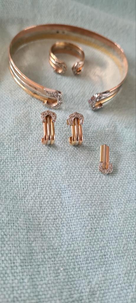 Mooie  gave  combinatieset  model  Cartier  5 delig, Sieraden, Tassen en Uiterlijk, Antieke sieraden, Armband, Goud, Ophalen of Verzenden