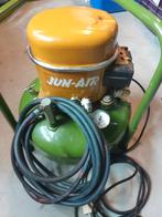 compressor jun-air, Doe-het-zelf en Verbouw, Compressors, Gebruikt, Ophalen of Verzenden, Minder dan 200 liter/min, Mobiel