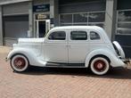 Ford V8 48 sedan uit 1935 – Klassieker met karakter en een, Stof, 4 stoelen, Wit, Bedrijf