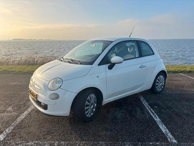Fiat 500 1.2 2011 Wit, Auto's, Fiat, Particulier, Airbags, Airconditioning, Bluetooth, Elektrische ramen, Metallic lak, Radio