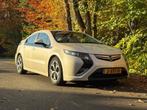 Opel Ampera E-rev 2013 Wit - 103.800 km - APK tm 08/2026, Auto's, Opel, Euro 5, Ampera, 4 cilinders, 4 stoelen