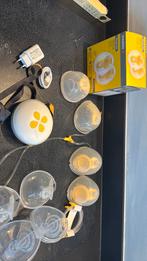 Medela borstkolf handsfree maxi swing, Ophalen of Verzenden, Zo goed als nieuw, Borstkolf