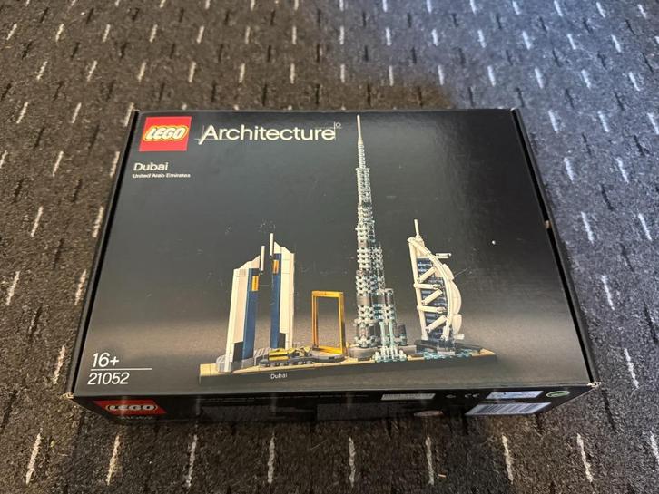 LEGO - NIEUW IN DOOS: Dubai 21052, Kinderen en Baby's, Speelgoed | Duplo en Lego, Nieuw, Lego, Complete set, Ophalen of Verzenden