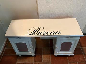 Brocante Bureau / Kinderbureau beschikbaar voor biedingen