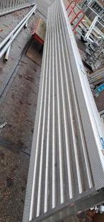Te koop steiger vloer-brug 6 meter met leuningen, Overige typen, Ophalen of Verzenden, Zo goed als nieuw, 5 meter of hoger
