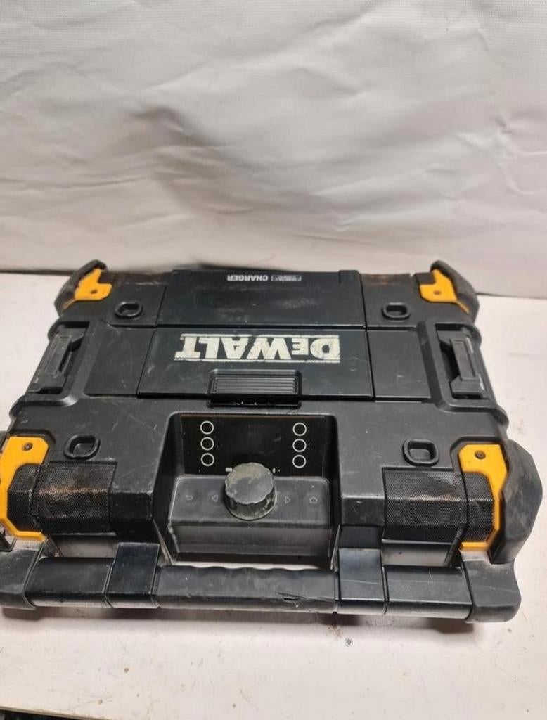 Dewalt accu bouwradio, Audio, Tv en Foto, Radio's, Dewalt, Ophalen of Verzenden, Bouwradio, N.v.t