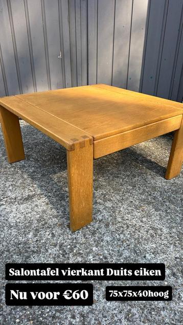 Vintage salontafel vierkant 1970 beschikbaar voor biedingen
