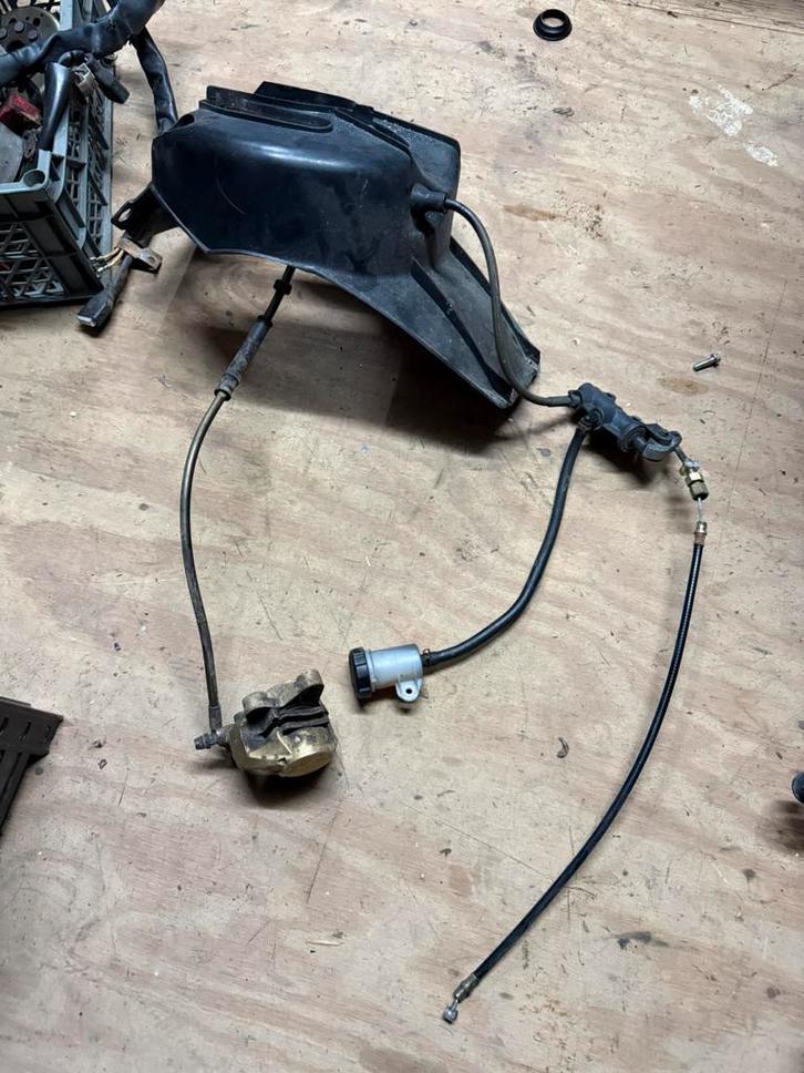 Voorremsysteem typhoon compleet, Motoren, Tuning en Styling, Ophalen of Verzenden