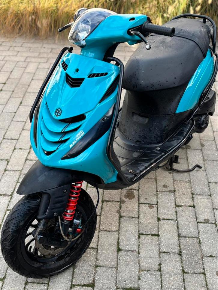 Piaggio zip 50cc 4t 2017, Fietsen en Brommers, Scooters | Piaggio, Zo goed als nieuw, Zip, Benzine, Ophalen