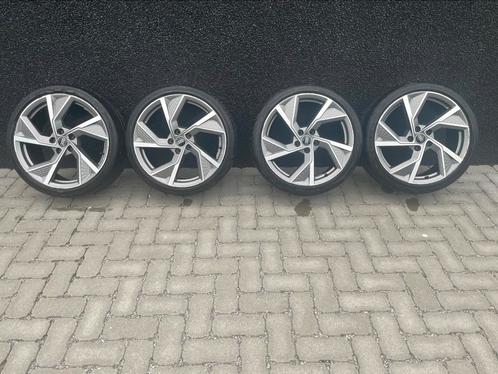 19” origineel wielset Audi A3 8Y Goodyear, Auto-onderdelen, Banden en Velgen, Banden en Velgen, Zomerbanden, 19 inch, 235 mm, Personenwagen
