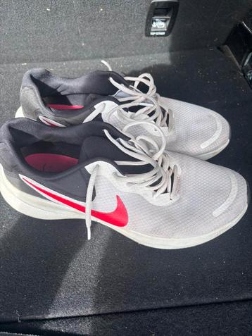 Nike hardloopschoenen 45 nette staat! beschikbaar voor biedingen