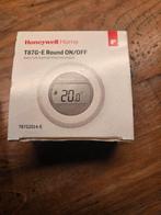 Nieuw: Honeywell T87G-E round on/off, Doe-het-zelf en Verbouw, Thermostaten, Ophalen of Verzenden, Nieuw