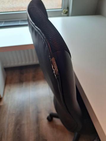 Ikea bureau Malm wit incl. bureaustoel. - afbeelding 7