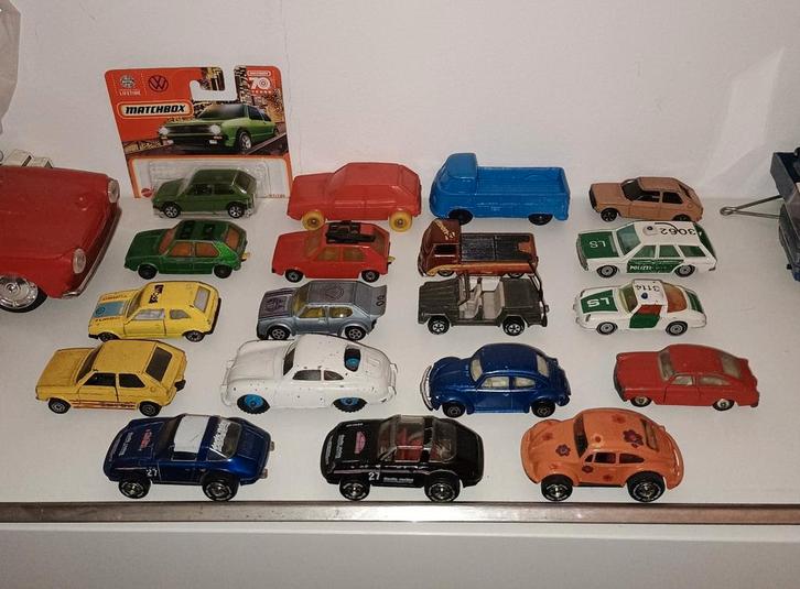 Diverse merken VW, Porsche, zoek er eentje of meer uit, Hobby en Vrije tijd, Modelauto's | Overige schalen, Gebruikt, Auto, Ophalen of Verzenden