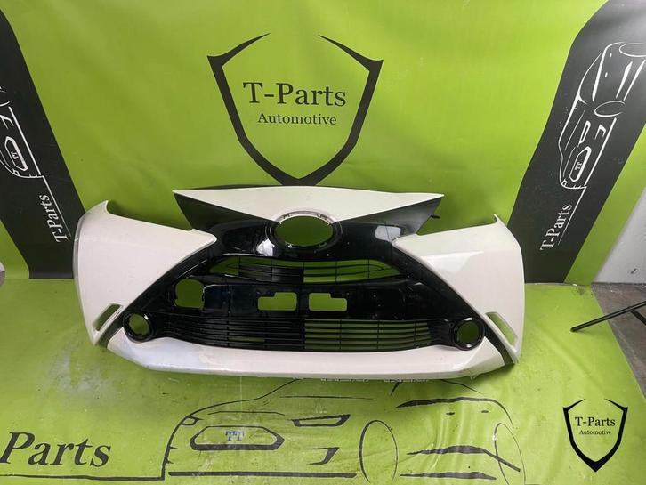 toyota aygo voorbumper bumper 14+, Auto-onderdelen, Carrosserie en Plaatwerk, Bumper, Toyota, Gebruikt, Ophalen of Verzenden