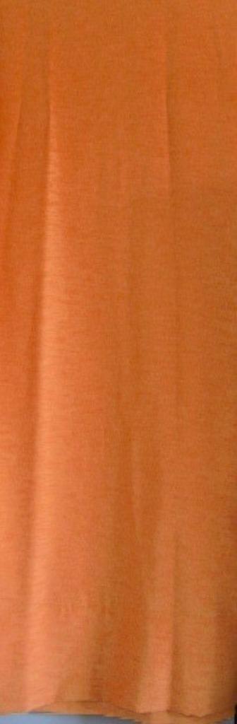 '2 MOOIE FEESTELIJK ORANJE GORDIJNEN MET LUSSEN, Huis en Inrichting, Stoffering | Gordijnen en Lamellen, Zo goed als nieuw, 200 cm of meer