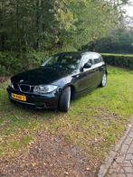 BMW 1-Serie 2.0 118I 5DR 2011 Zwart, Auto's, 1-Serie, Euro 5, Achterwielaandrijving, 1995 cc