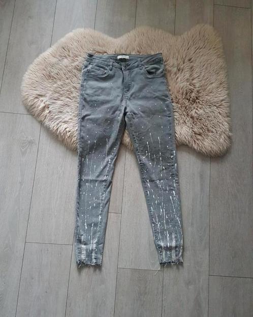Spijkerbroek/jeans * grijs *maat 38/M, Kleding | Dames, Spijkerbroeken en Jeans, Verzenden