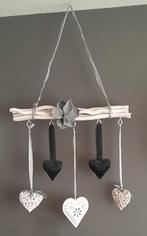 Hangdeco takkenbos met diverse harten, ZGAN., Ophalen of Verzenden, Zo goed als nieuw