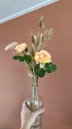 Vaasje met droogbloemen en kunst rozen, Ophalen of Verzenden, Zo goed als nieuw