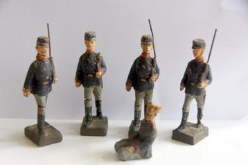 5 Antieke Lineol speelgoed soldaten 1915 beschikbaar voor biedingen