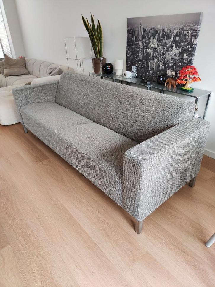 Merk Montel Bank - Grijs Gemêleerd, Huis en Inrichting, Banken | Bankstellen, Zo goed als nieuw, Rechte bank, Driepersoons, 200 tot 250 cm