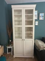 Liatorp ikea vitrinekast - wit (2 stuks!), Huis en Inrichting, Kasten | Vitrinekasten, Ophalen, 50 tot 100 cm, Zo goed als nieuw