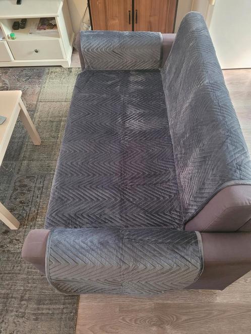 Gratis -IKEA 2-zits slaapbank ( moet z.s.m weg), Huis en Inrichting, Banken | Sofa's en Chaises Longues, Zo goed als nieuw, Tweepersoons