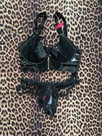 Latexlook set Hunkemöller private collection maat 80B, Hunkemöller private, Setje, Zwart, Verzenden