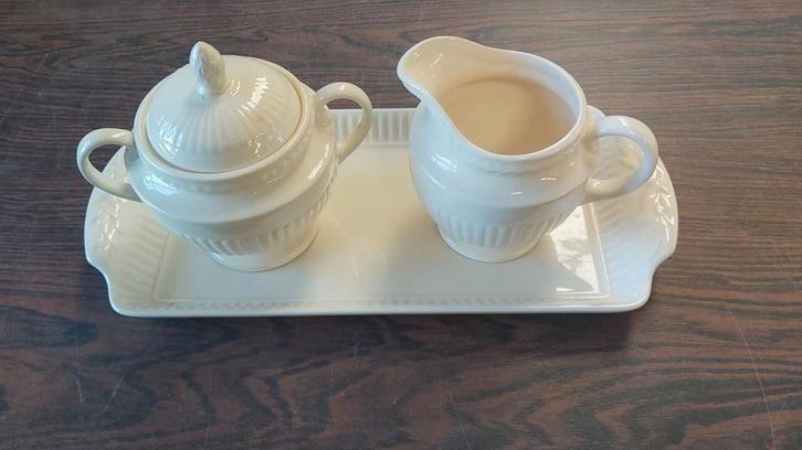 Wedgwood edme Roomstel 3 delig, Huis en Inrichting, Keuken | Servies, Zo goed als nieuw, Overige typen, Overige stijlen, Porselein