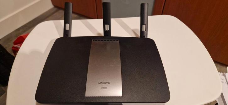 Linksys EA6900 Dualband WiFi Router, Computers en Software, Routers en Modems, Gebruikt, Router, Ophalen of Verzenden